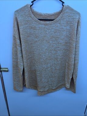 Time and Tru Mustard Heather Long Sleeve Top